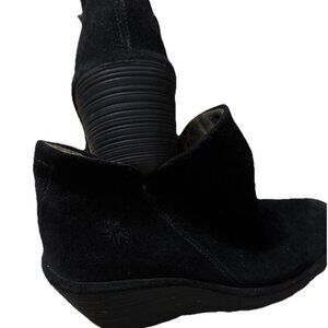 Fly London Black Suede Zip Ankle Boot Sz 8.5(39 Eu)Wedge Bootie Portugal luxury